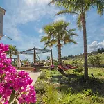 τhalasso Palace Homes Hébergement de vacances Petrití