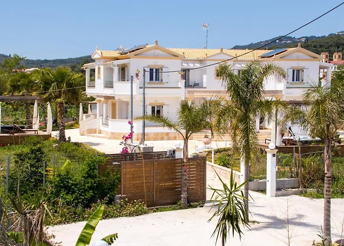 Дом отдыха τhalasso Palace Homes Petriti (Corfu)