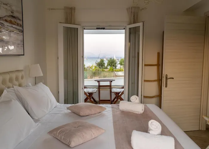 τhalasso Palace Homes Petriti (Corfu)