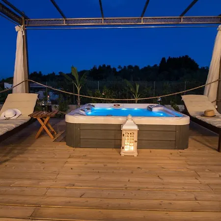 Holiday home τhalasso Palace Homes