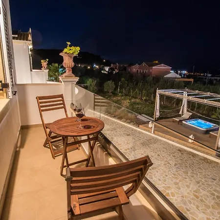 τhalasso Palace Homes