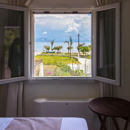 τhalasso Palace Homes Petriti (Corfu)