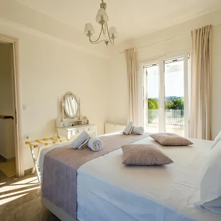 Holiday home τhalasso Palace Homes