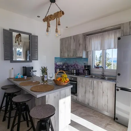 בית נופש τhalasso Palace Homes Petrití