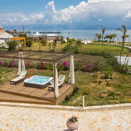 τhalasso Palace Homes Case de vacanță