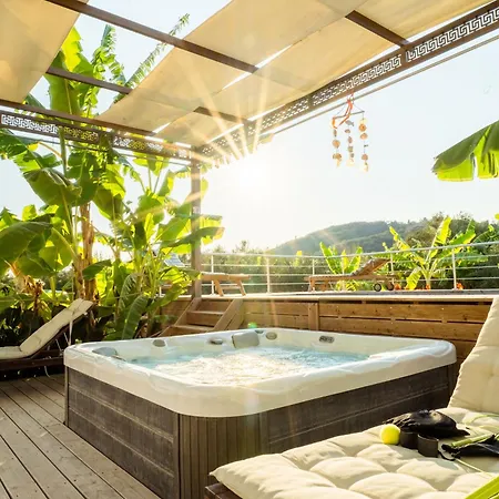 τhalasso Palace Homes *