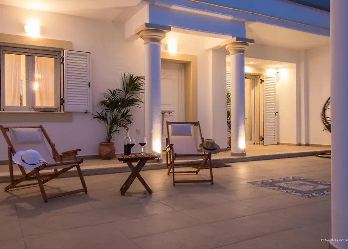 τhalasso Palace Homes Petrití