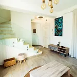 τhalasso Palace Homes Semesterbostad *