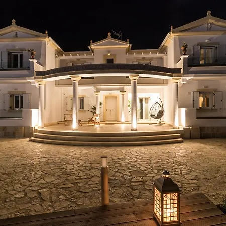 Dom wakacyjny τhalasso Palace Homes Petrití