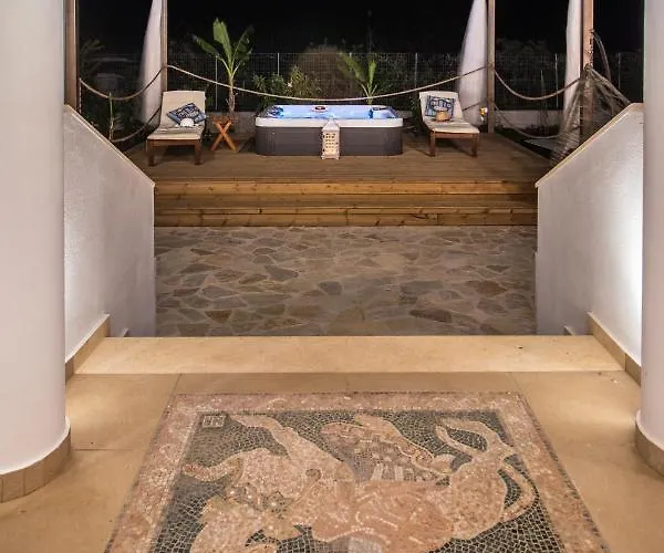度假居 τhalasso Palace Homes *