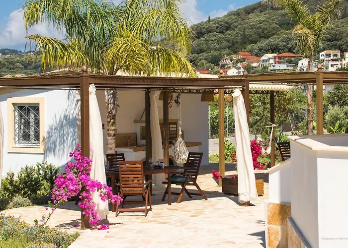 τhalasso Palace Homes *